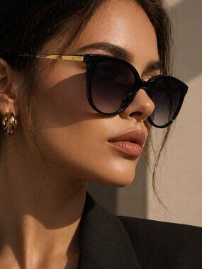 Black Oversized Cat Eye Sunglasses Gradient Lens Gold Arm Style GG